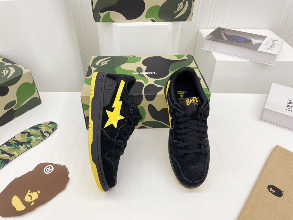 B*APE SNEAKERS